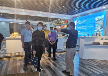 腳踏實地，行穩致遠——泉州市應急管理局副局長張樹武一行蒞臨閩旋科技考察安全生產標準化工作